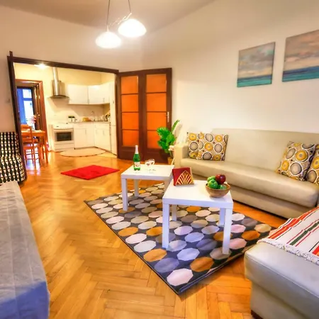 Apartment Big&Bright- Golden Apartments- Old Town Krakow